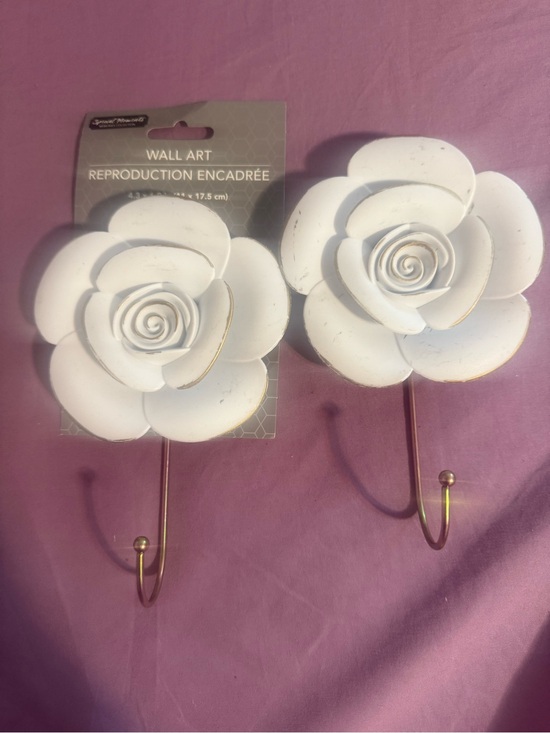 Other - White Floral Metal Wall Hooks (Set of 2)